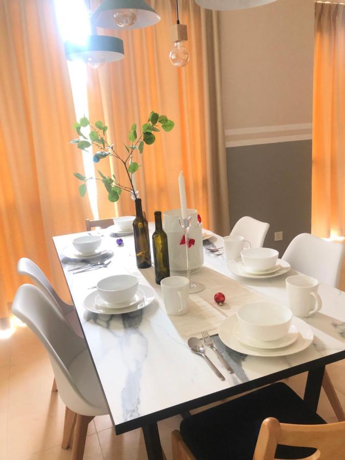 Santubong Suites B Just Like Home Damai Kuching Exteriér fotografie