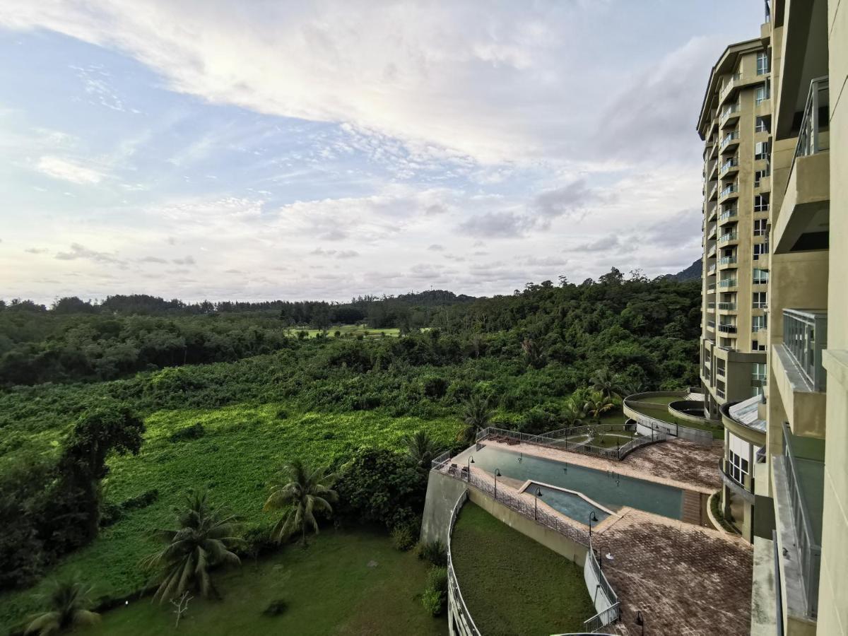 Santubong Suites B Just Like Home Damai Kuching Exteriér fotografie